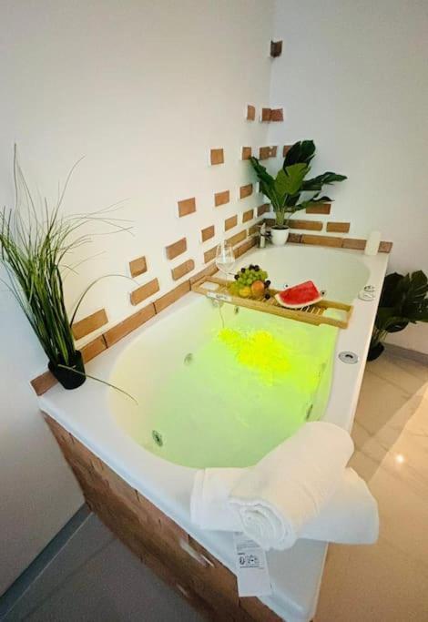 Studio Love Jacuzzi 마르세유 외부 사진